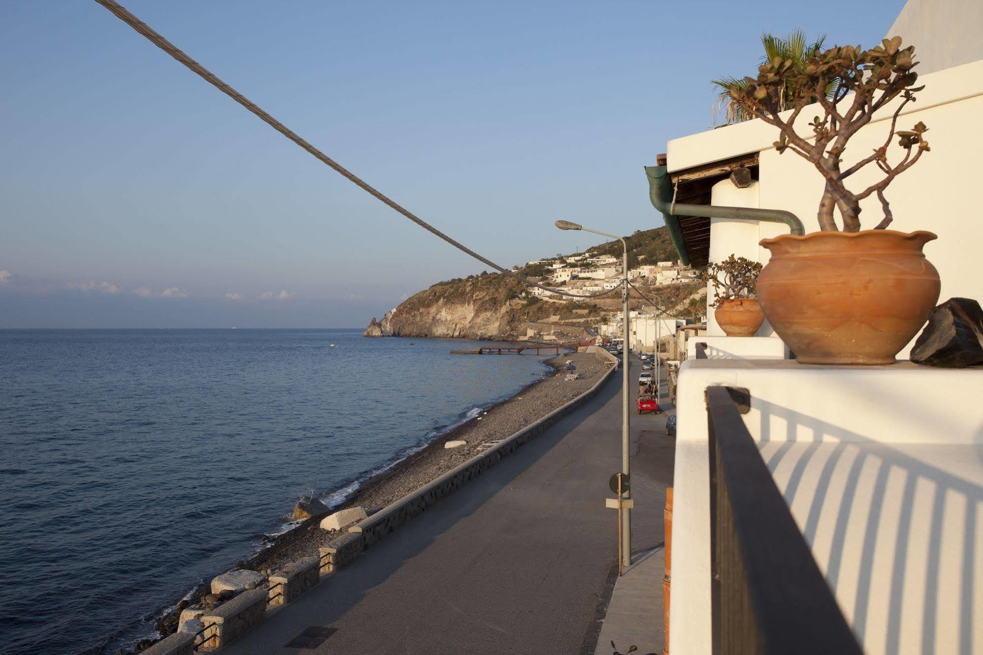 Hotel Residence Acquacalda Λίπαρι Εξωτερικό φωτογραφία