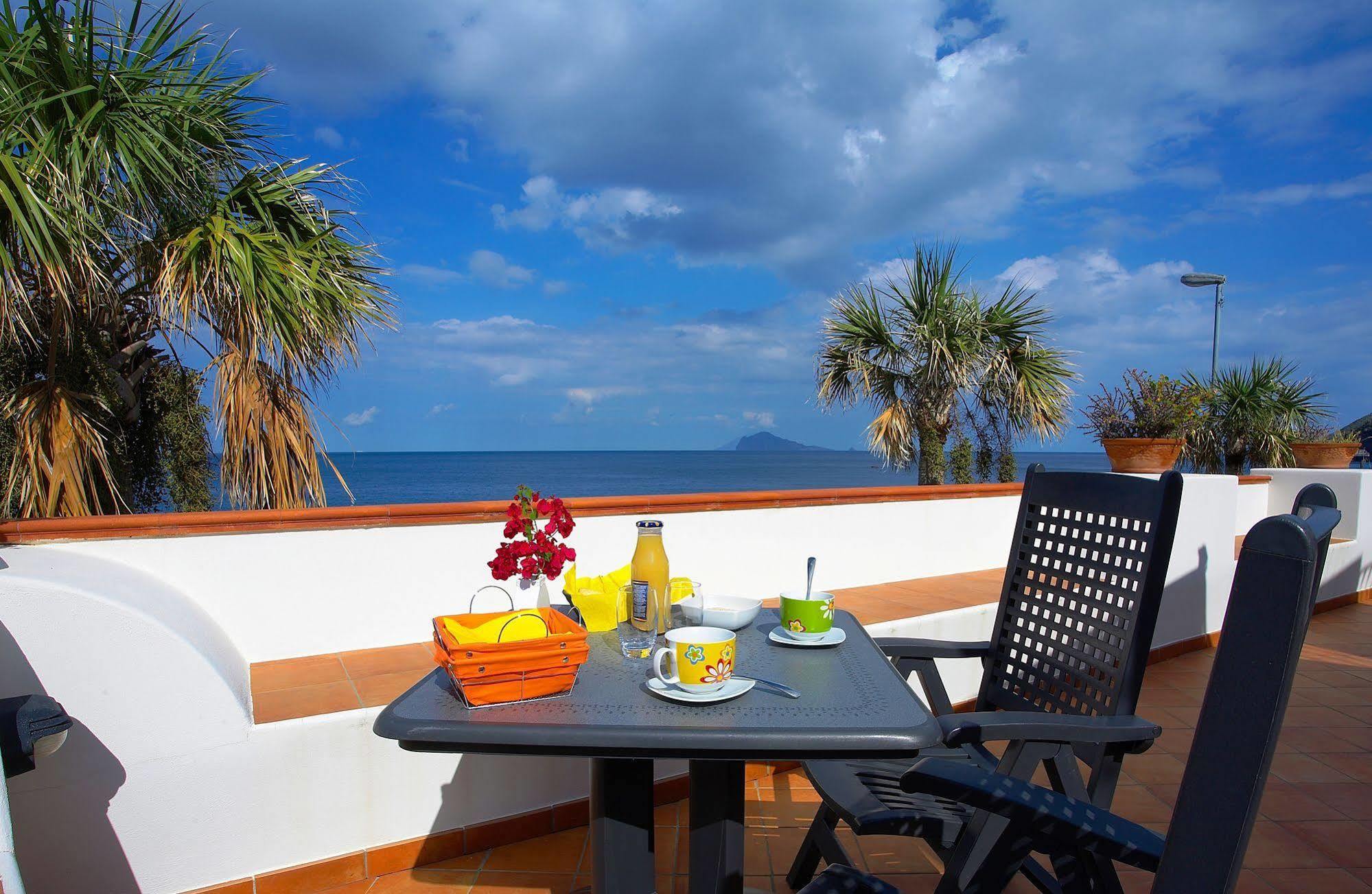 Hotel Residence Acquacalda Λίπαρι Εξωτερικό φωτογραφία